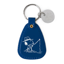 Load image into Gallery viewer, Three Potato Four - 3P4 x Peanuts® - Snoopy Fisherman Saddle Keychain